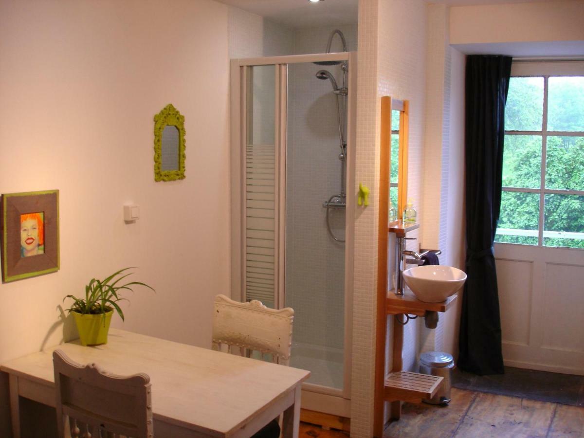 Les Deux Velos Chambres D'Hotes-Table D'Hotes Biert Екстериор снимка